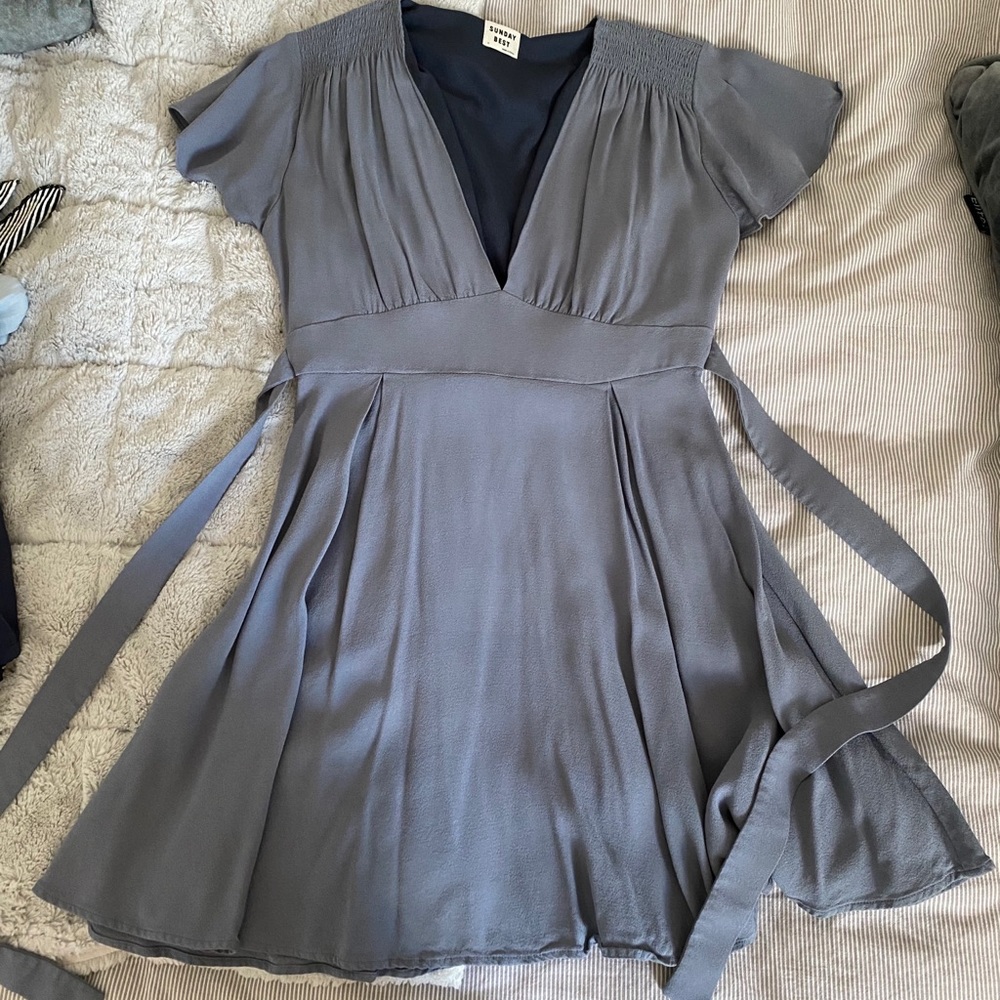 Aritzia Sunday Best vanessa dress with ties